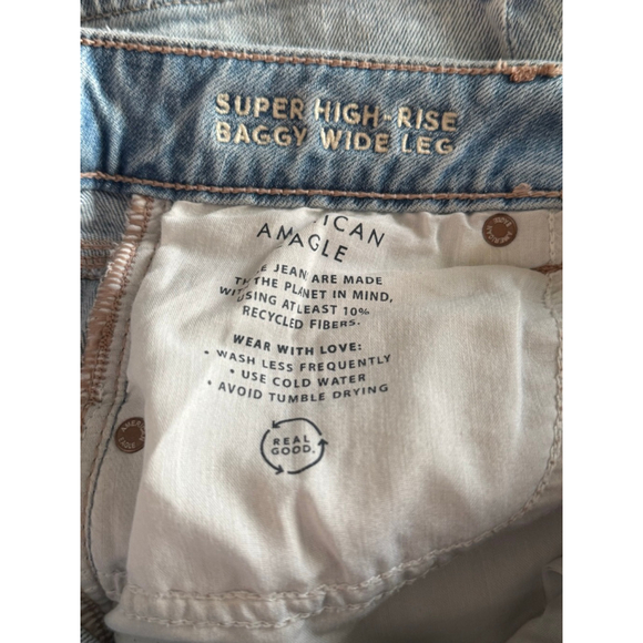 American Eagle Super High-Rise Baggy Wide Leg Jeans • Distressed • Raw Hem Short - Picture 3 of 4
